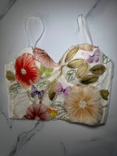 Load image into Gallery viewer, GRACIE CROP TOP (WHITE)