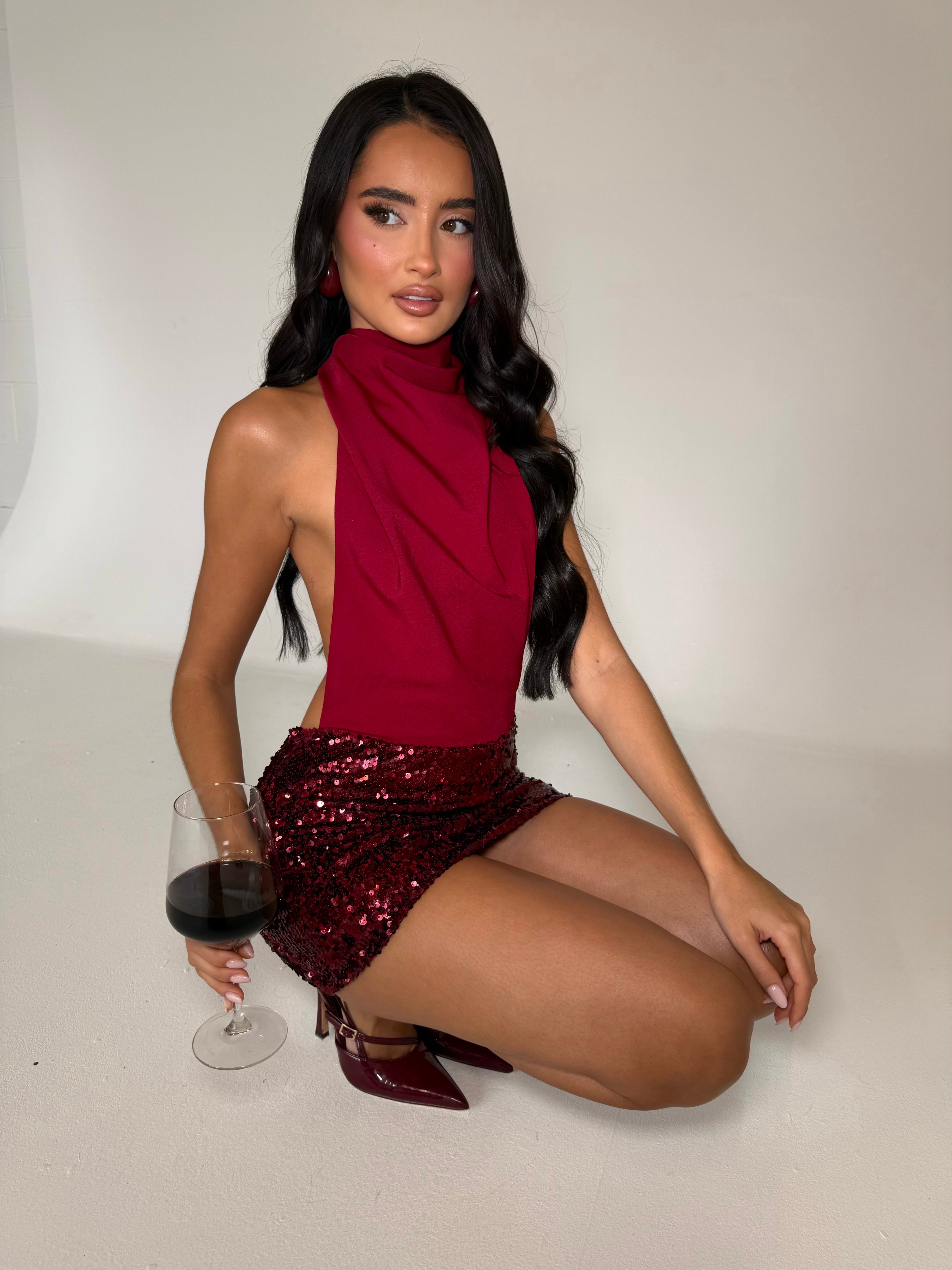 EXCLUSIVE DESIGN: CELESTE SEQUIN BACKLESS MINI DRESS (BURGUNDY)