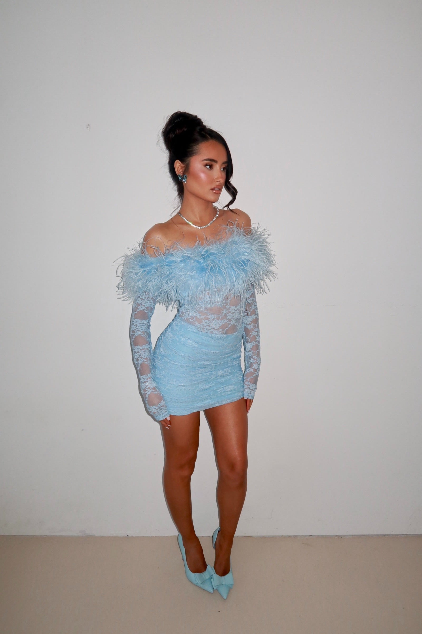 EXCLUSIVE DESIGN: ESMÉ LACE MINI DRESS (BABY BLUE)