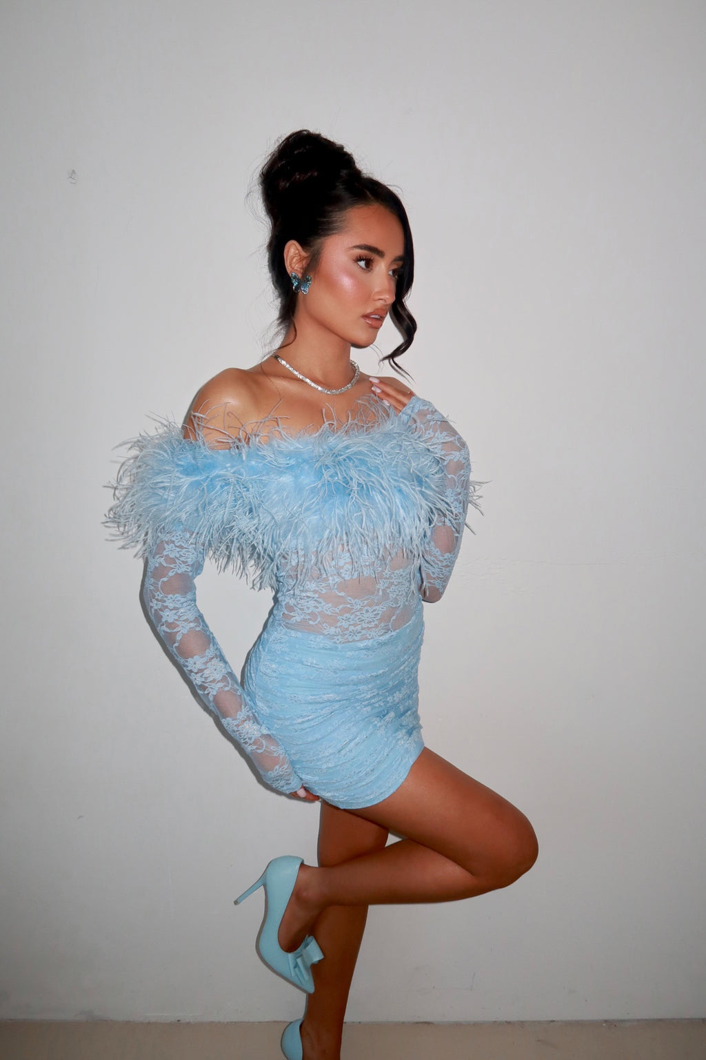 EXCLUSIVE DESIGN: ESMÉ LACE MINI DRESS (BABY BLUE)