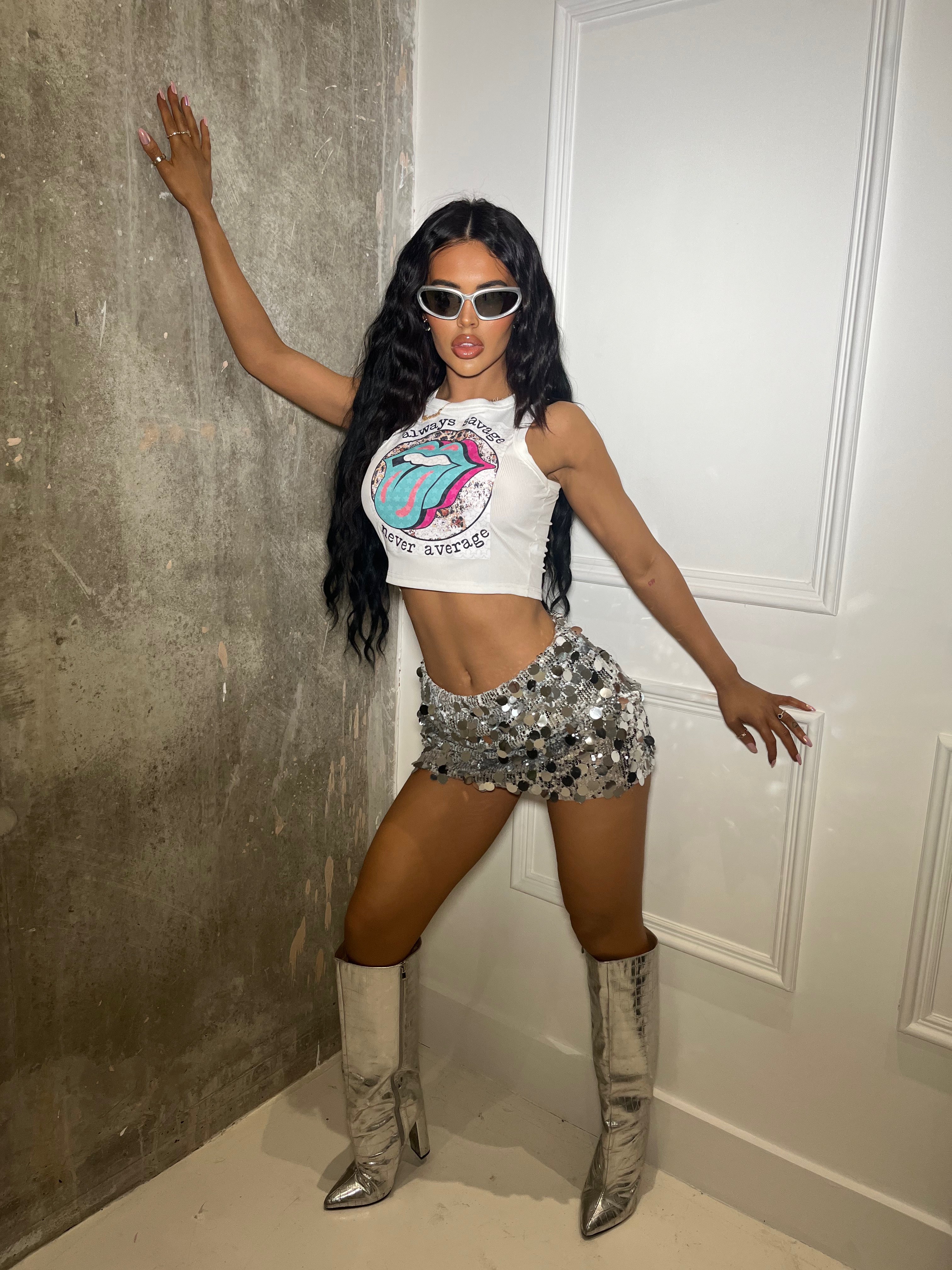 NEVER AVERAGE CROP TOP