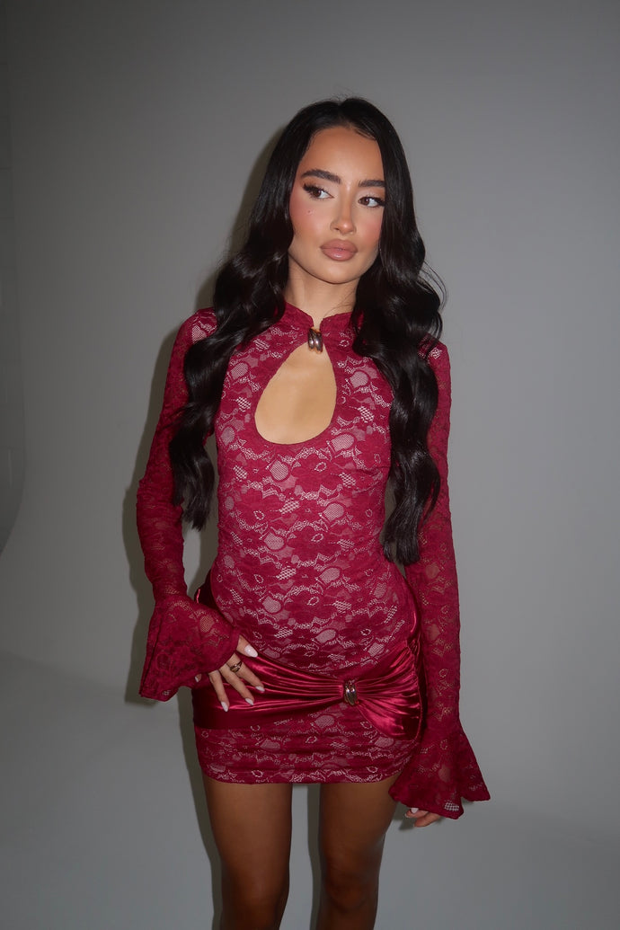 EXCLUSIVE DESIGN: CLEOPATRA LACE DRESS (BURGUNDY)