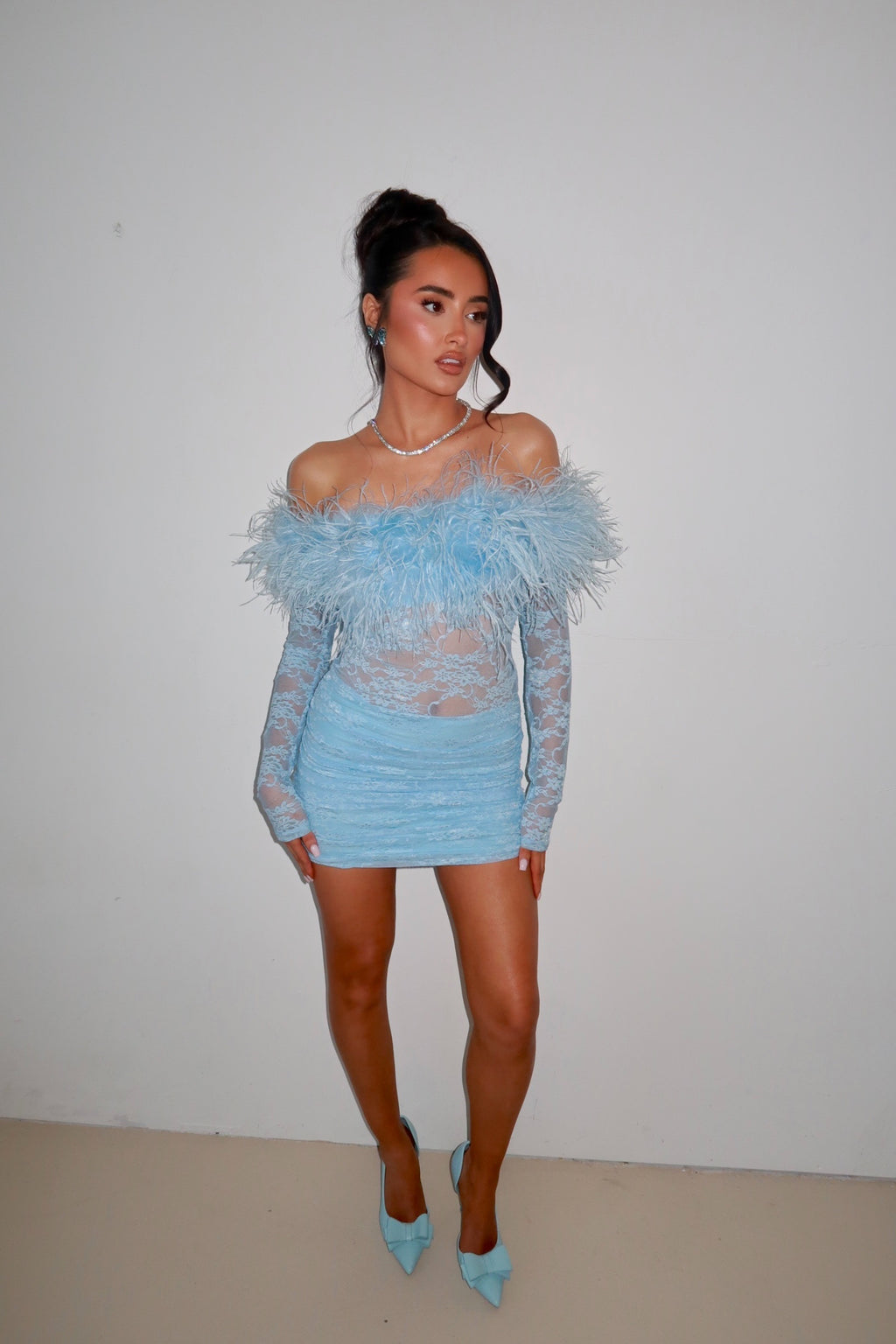EXCLUSIVE DESIGN: ESMÉ LACE MINI DRESS (BABY BLUE)