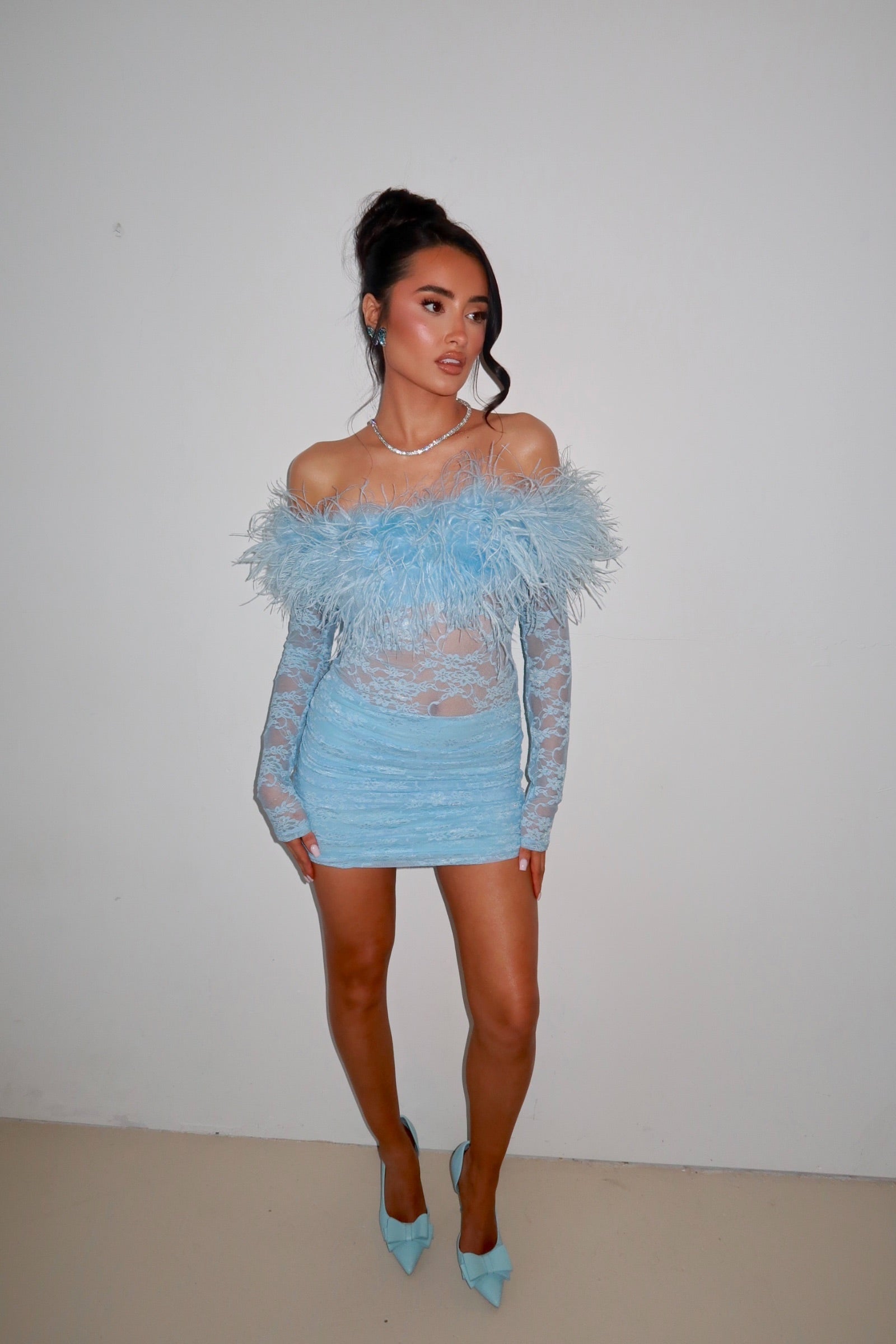 EXCLUSIVE DESIGN: ESMÉ LACE MINI DRESS (BABY BLUE)