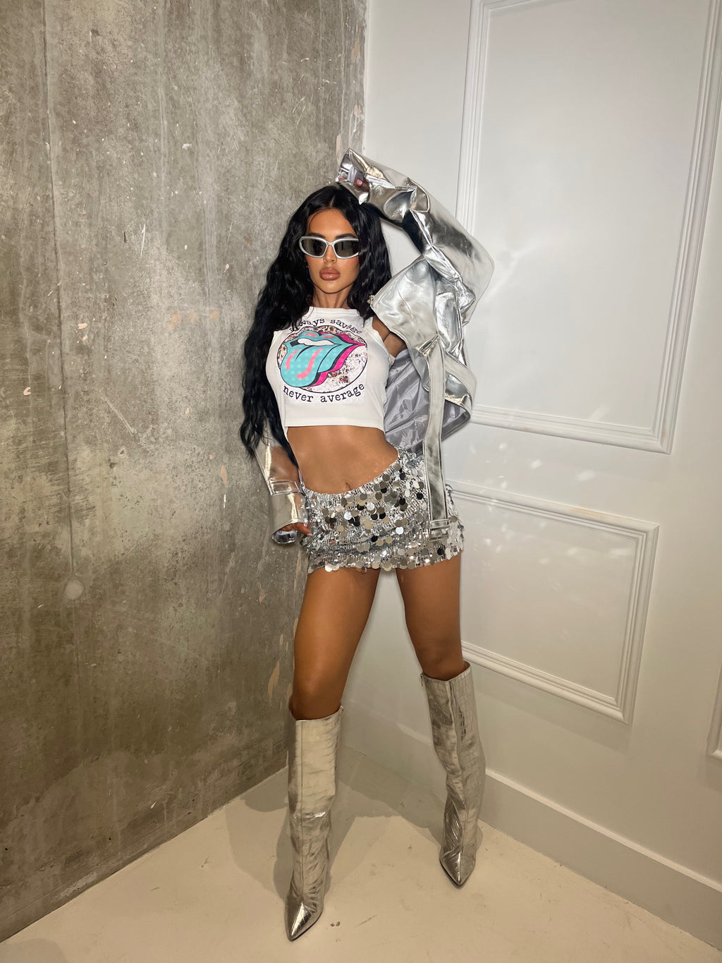 NEVER AVERAGE CROP TOP